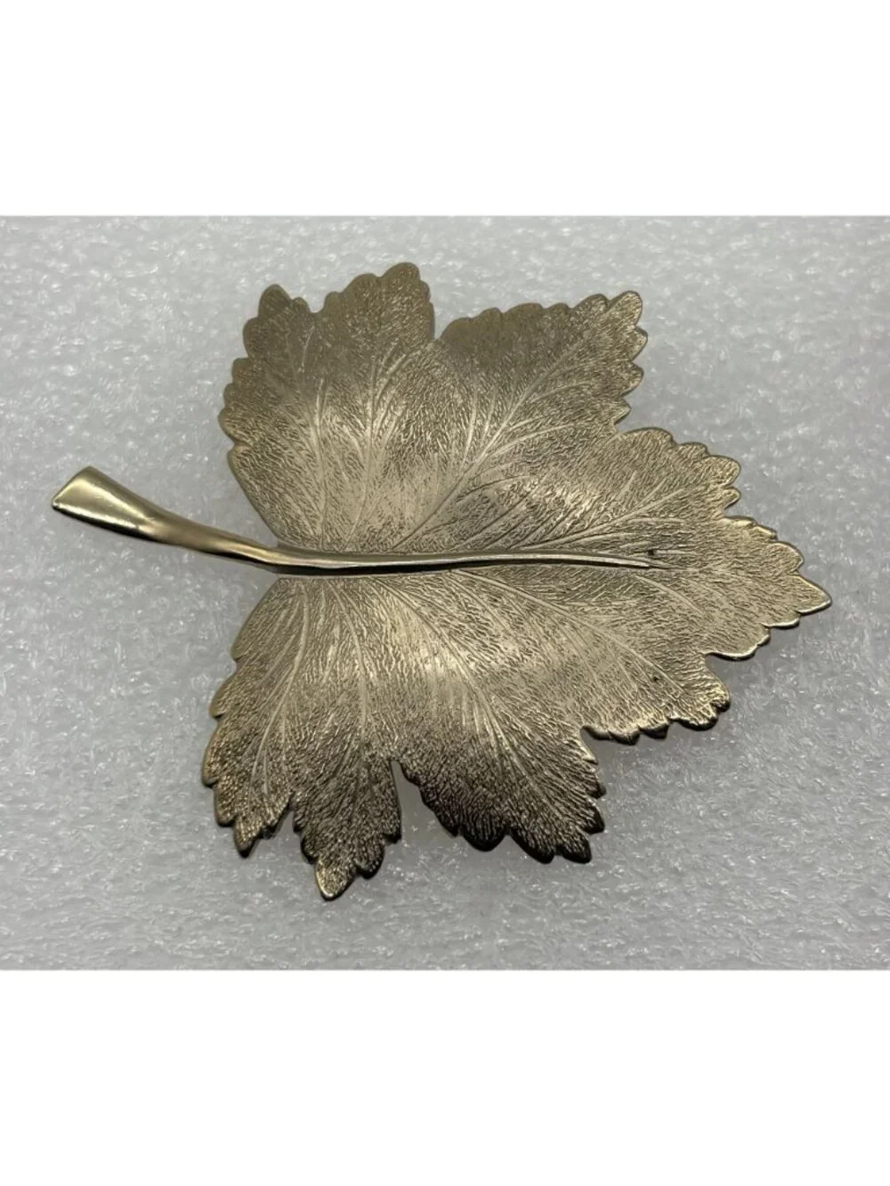 Vintage Giovanni Maple Leaf Brooch Gold Tone Matte Textured 1960s 70s and Signed